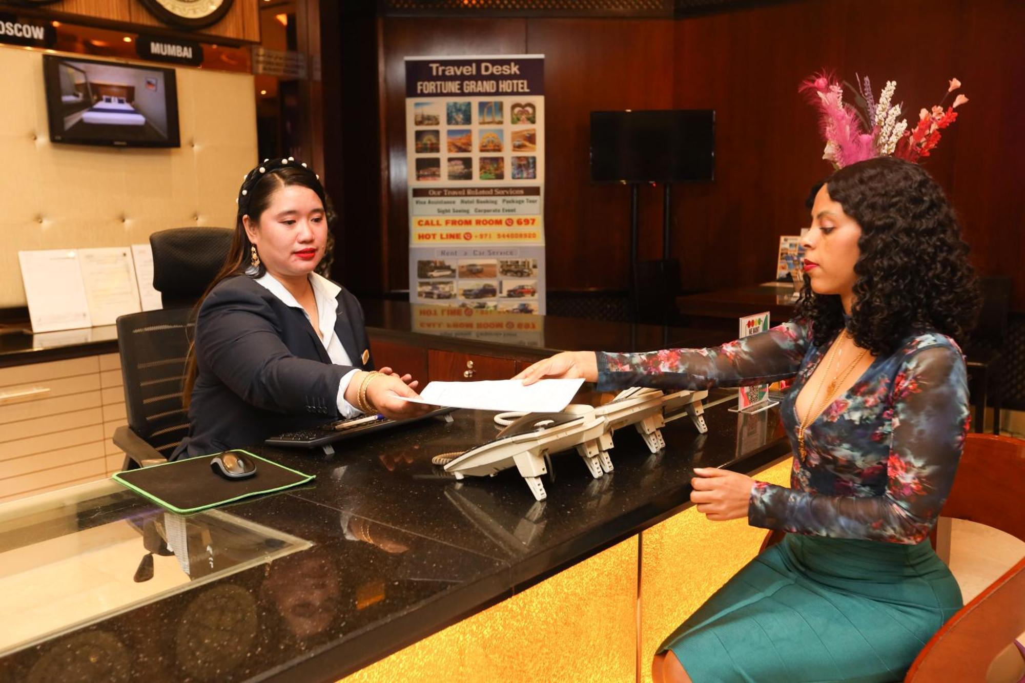 ฟอร์จูน แกรนด์ โฮเต็ล Hotel ดูไบ ภายนอก รูปภาพ